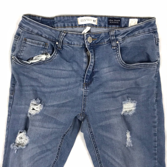 Urban Light-wash Jeans - Picture 2 of 6